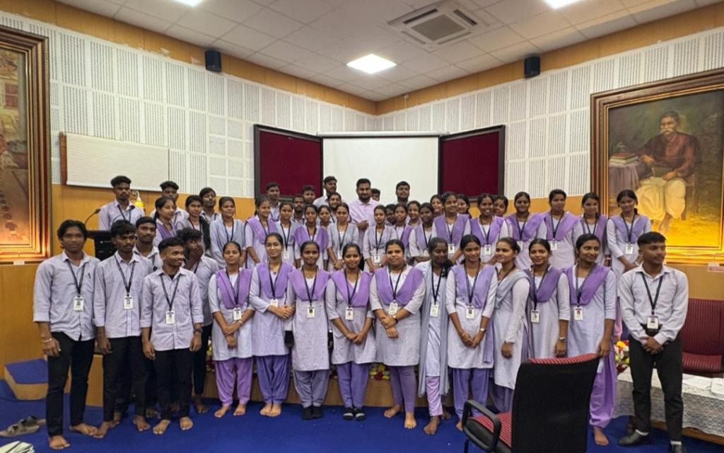 Culture Minister encourages internship youths towards heritage conservation and research