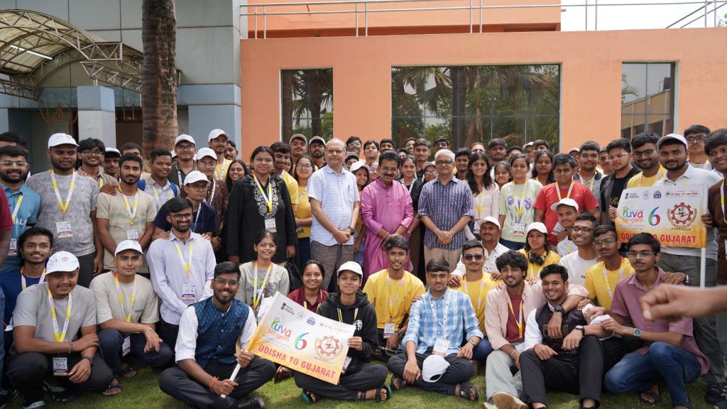 41 Odisha Youth Delegates Embark on Cultural Exchange Visit to Gujarat Under Yuva Sangam Phase VI