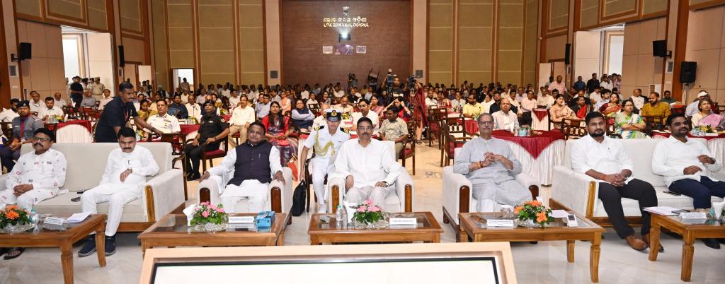 Governor Calls for Globally Competitive Universities Rooted in Indian Values at Vice-Chancellors' Conference