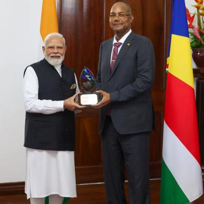 Seychelles confers ‘Guardian of the Blue Horizon’ title on PM Modi
