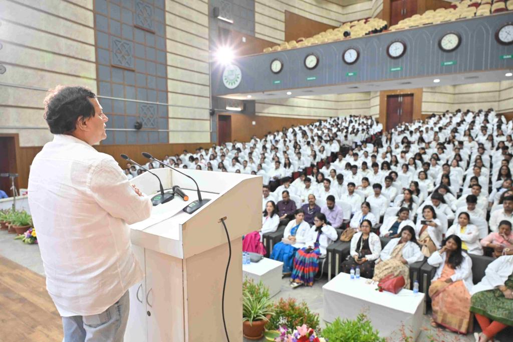 KIMS Welcomes 2026 MBBS and BDS Batches with White Coat Ceremony
