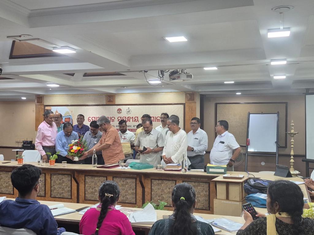 Odia Virtual Academy Felicitates Padma Shri  Dr. Mishra, Declared Mishra OVA’s Brand Ambassador