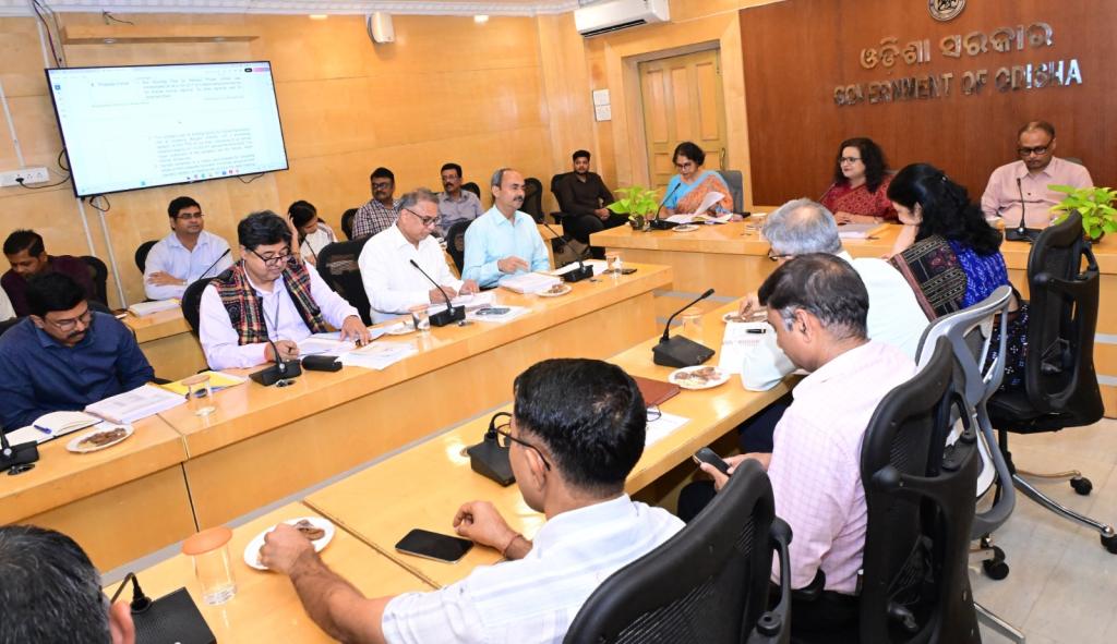 23 investment proposals approved across 11 districts