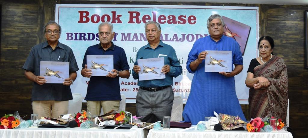 "Birds of Mangalajodi" unveiled at Bhubaneswar by Dr Srinivasa Rao Somanchi